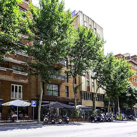 Short Stay Group Camp Nou Serviced Apartments Barcelona Exteriér fotografie