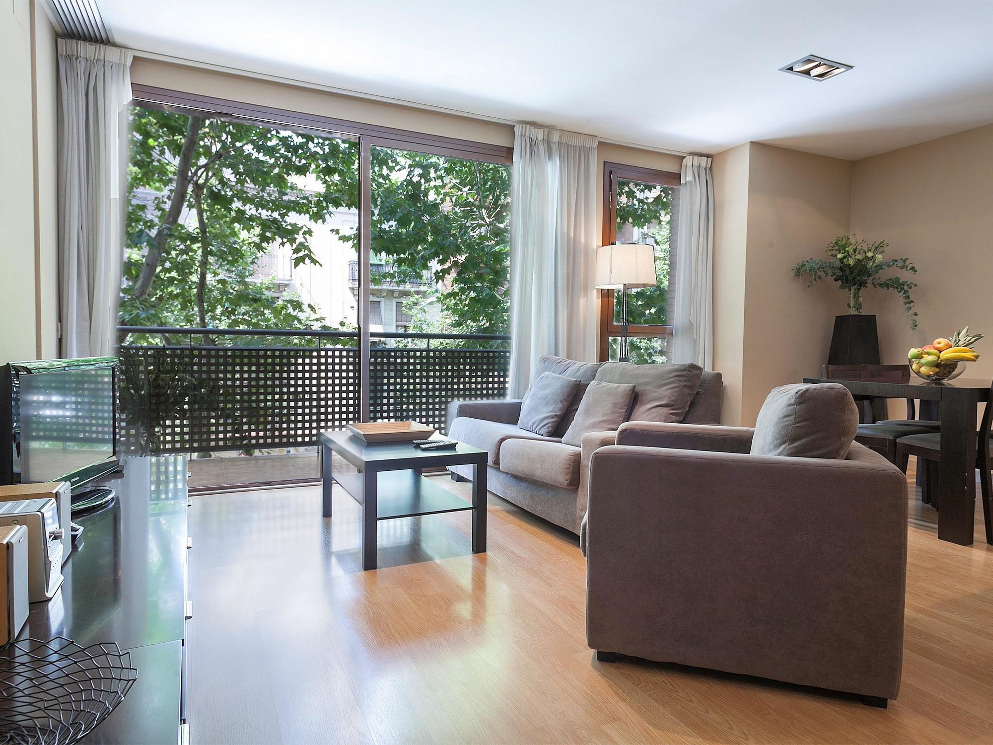 Short Stay Group Camp Nou Serviced Apartments Barcelona Exteriér fotografie